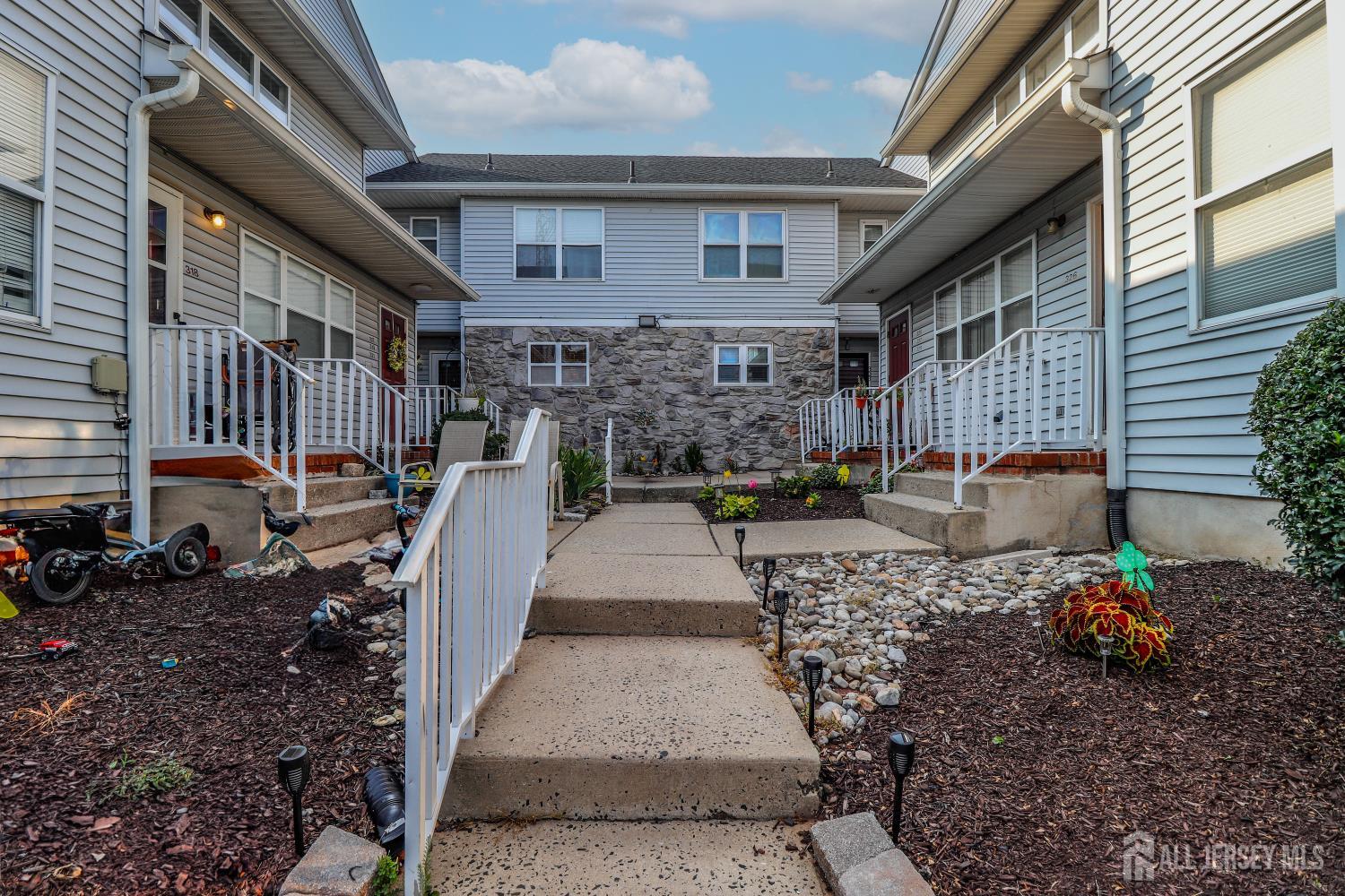 323 Ventnor Court, Piscataway, NJ, 08854