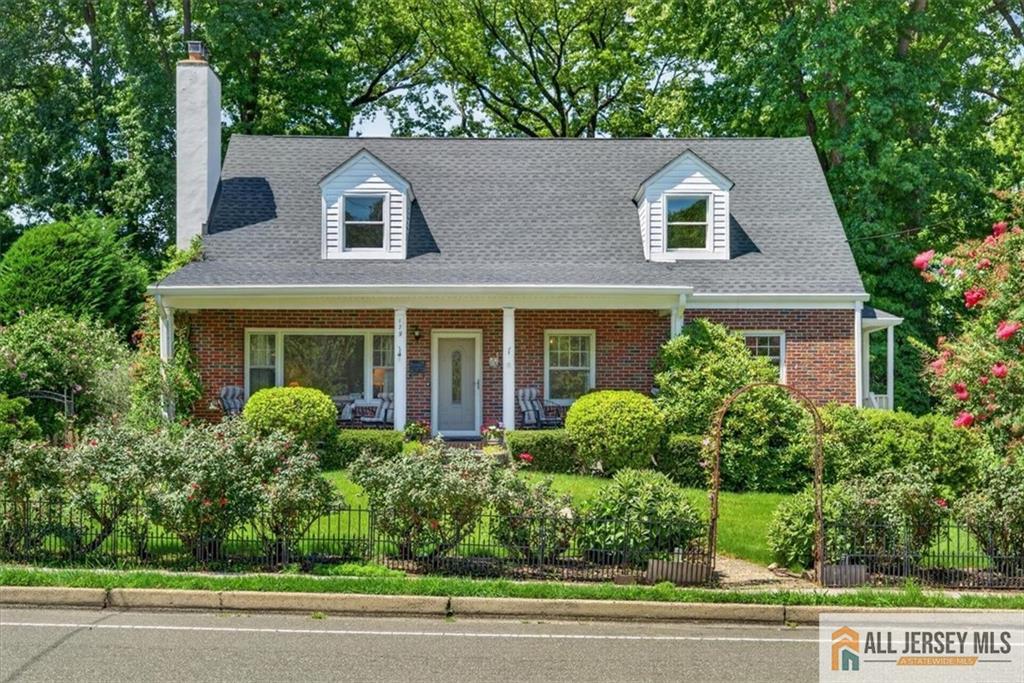 179 Lake Avenue Image 3