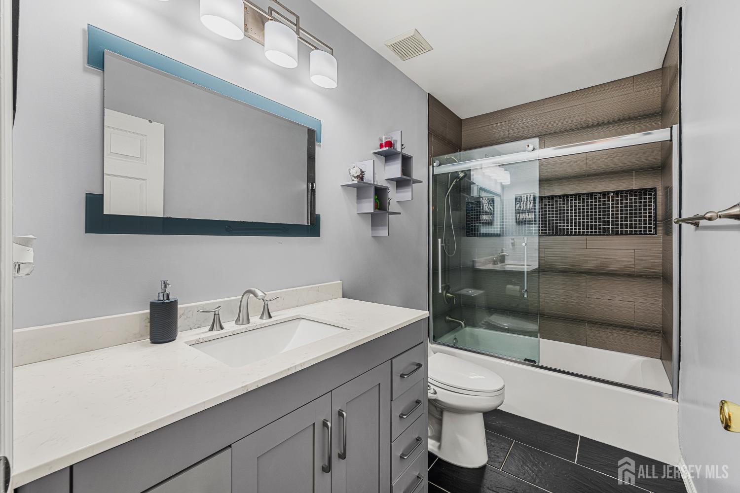 262 Retta Court, Piscataway, NJ, 08854 image 21