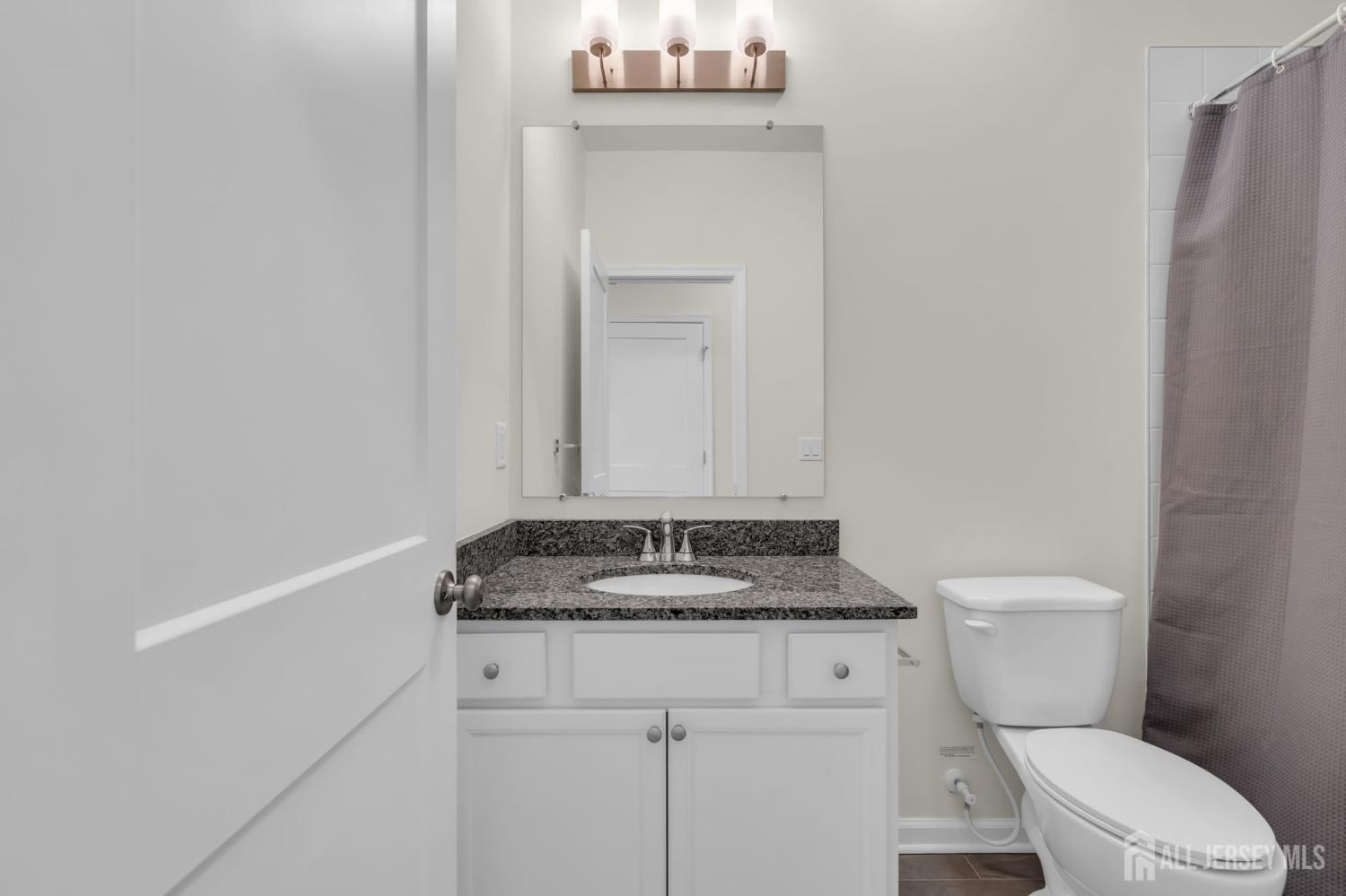 734 Station Road, Dunellen, NJ, 08812 image 25