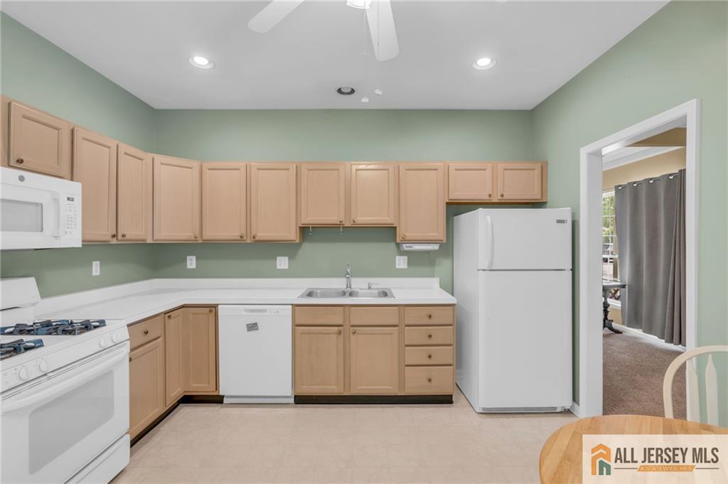 446 Bluebird Drive 446, Monroe, NJ, 08831 image 18