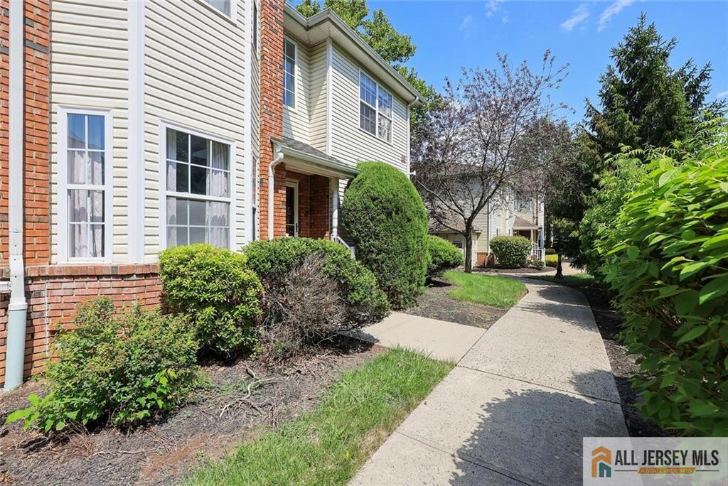 258 Pinelli Drive 258 Image 2