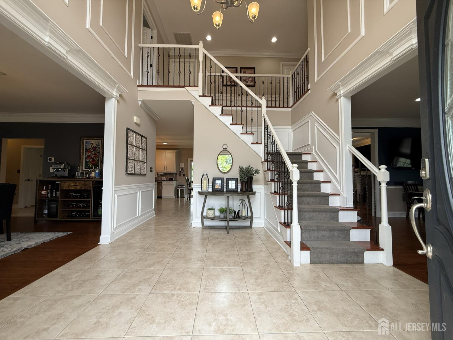 27 Mitchell Drive Image 2