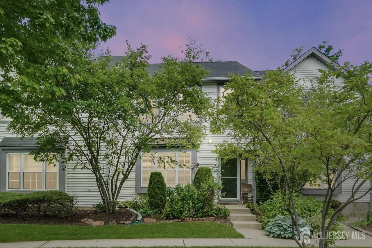 2 Mystic Court, Sayreville, NJ, 08872