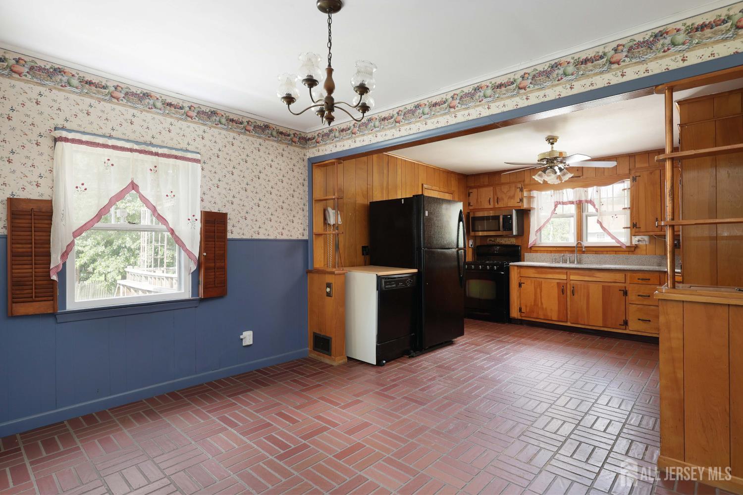 414 S Madison Avenue, Dunellen, NJ, 08812 image 9