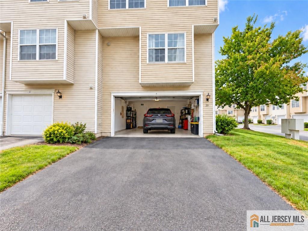 23 Giera Court Image 3