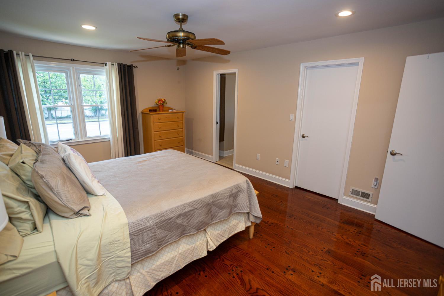 113 Woodmere Drive, Sayreville, NJ, 08859 image 30