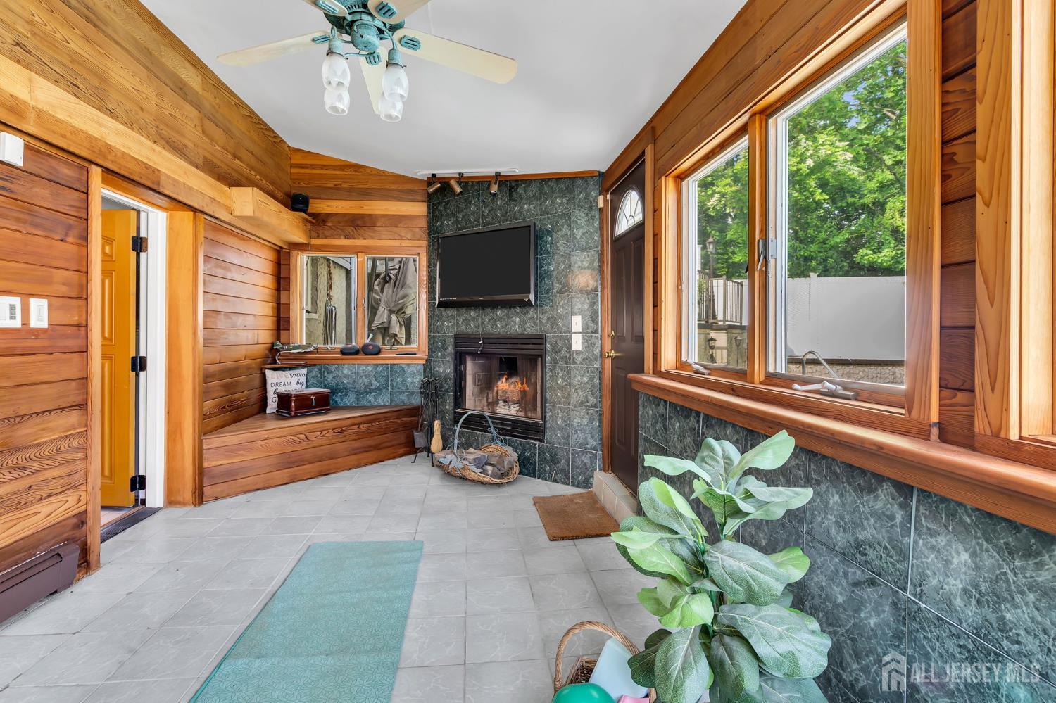 35 Richard Terrace, Middletown, NJ, 07748 image 33