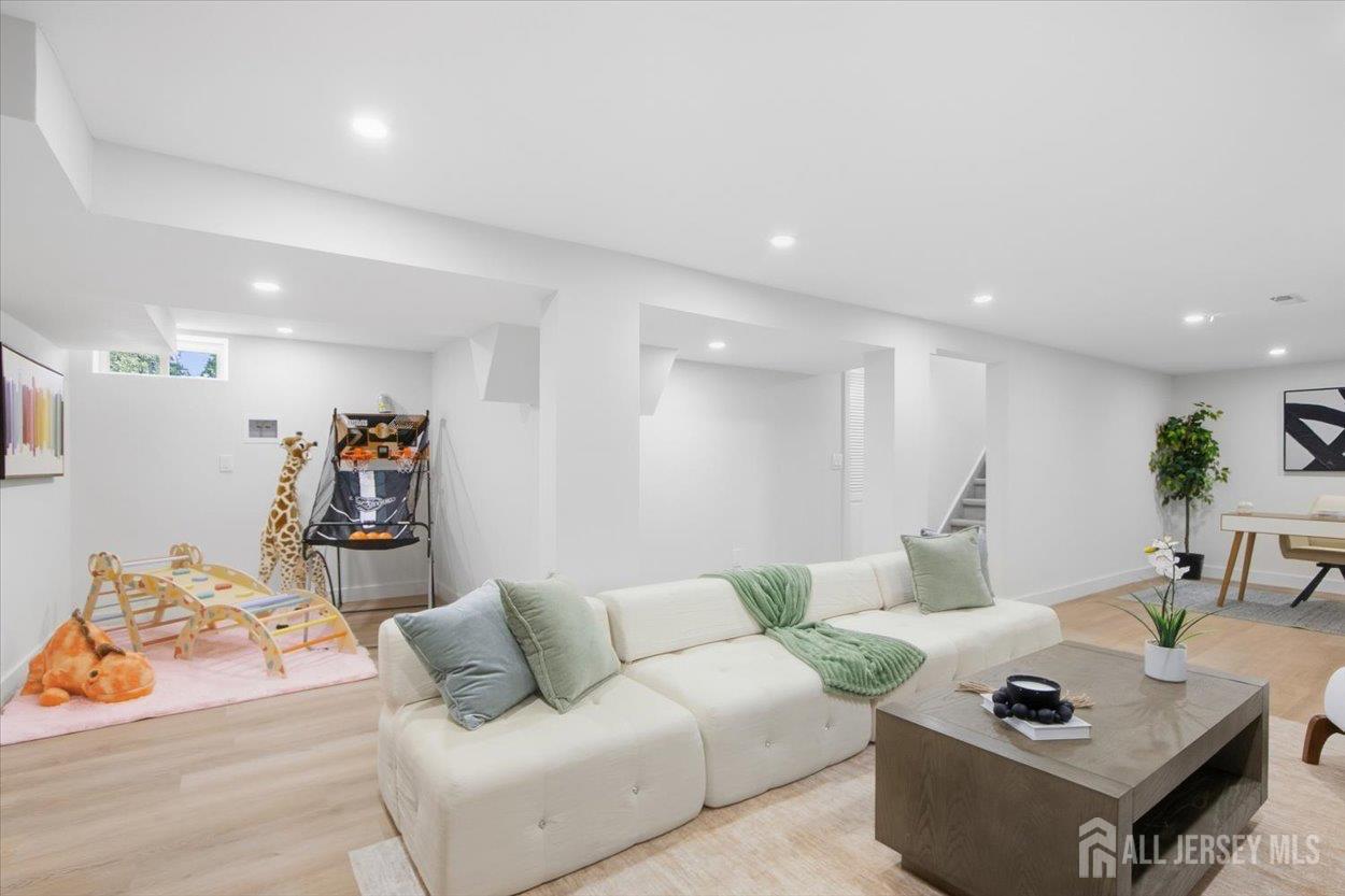 28 Stockton Road, New Brunswick, NJ, 08901 image 18