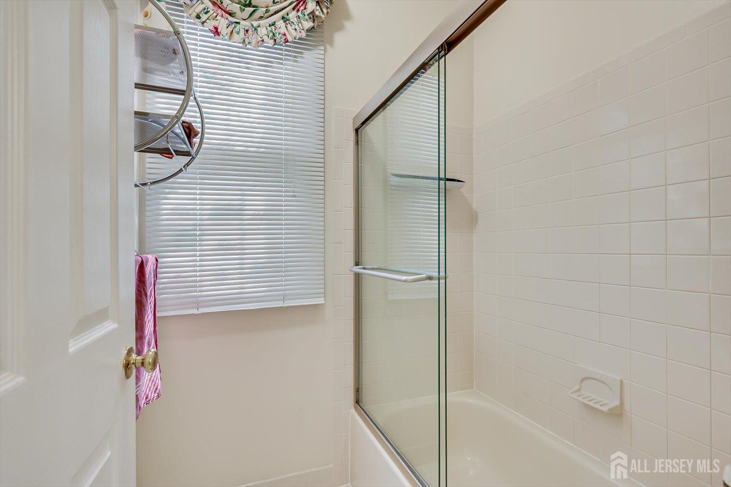 8 McBride Way, Bridgewater, NJ, 08807 image 22