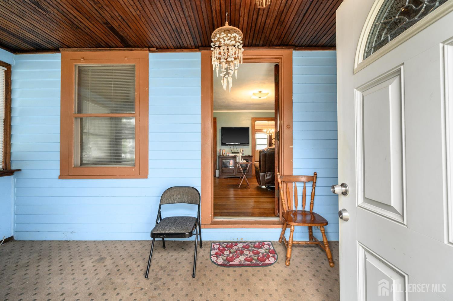 862 Gibbons Court Image 3