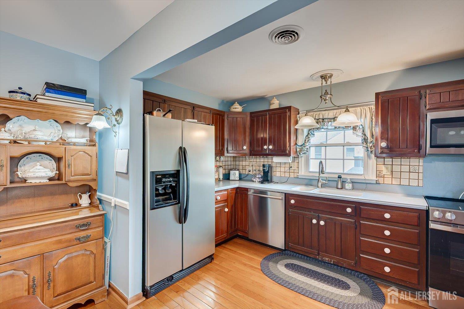669 Old Post Road, Edison, NJ, 08817 image 18