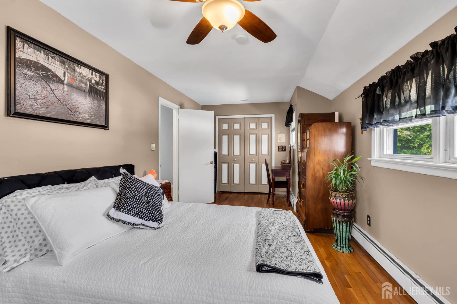 35 Richard Terrace, Middletown, NJ, 07748 image 17