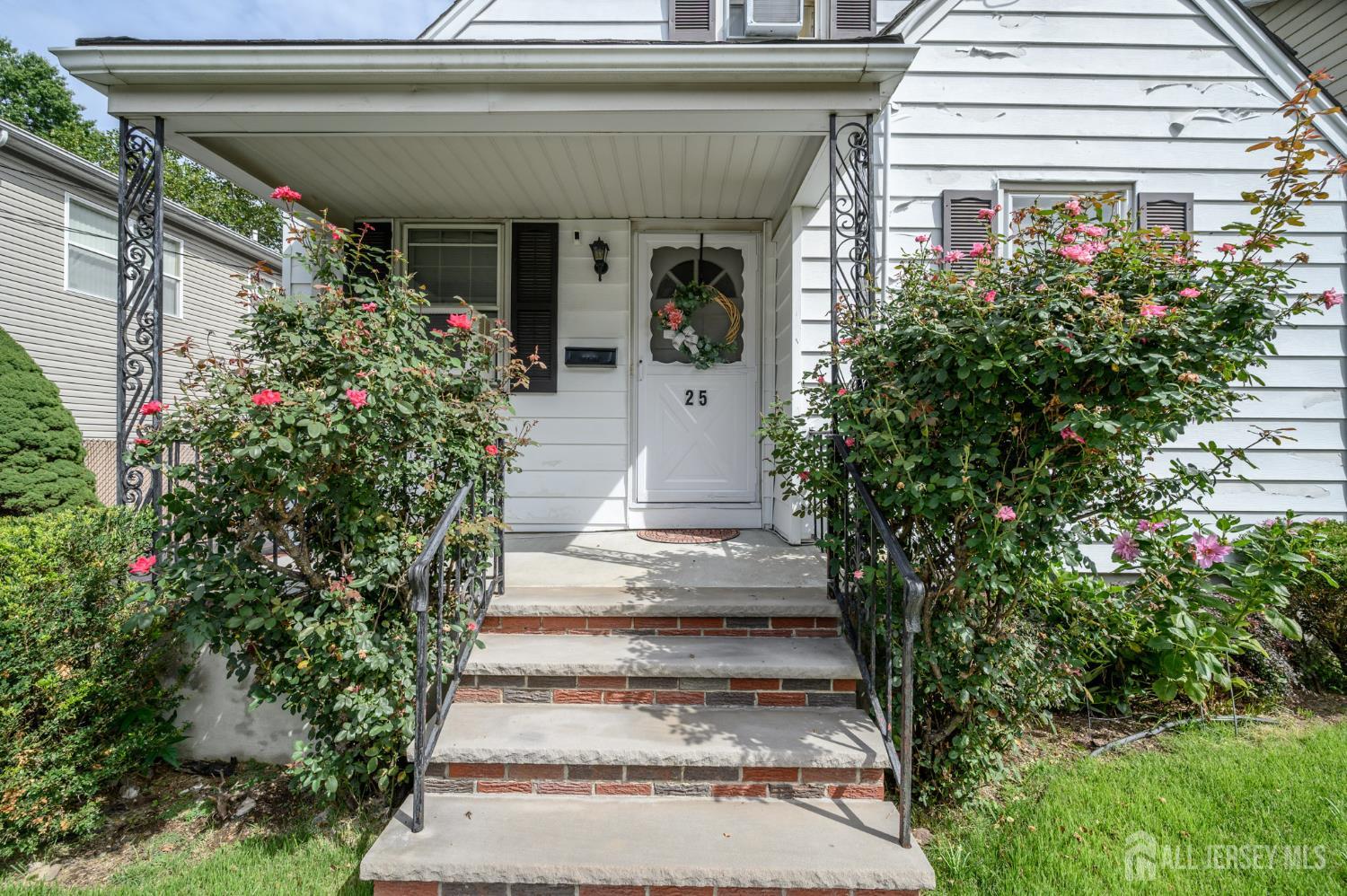 25 Broad Terrace, Bloomfield, NJ, 07003