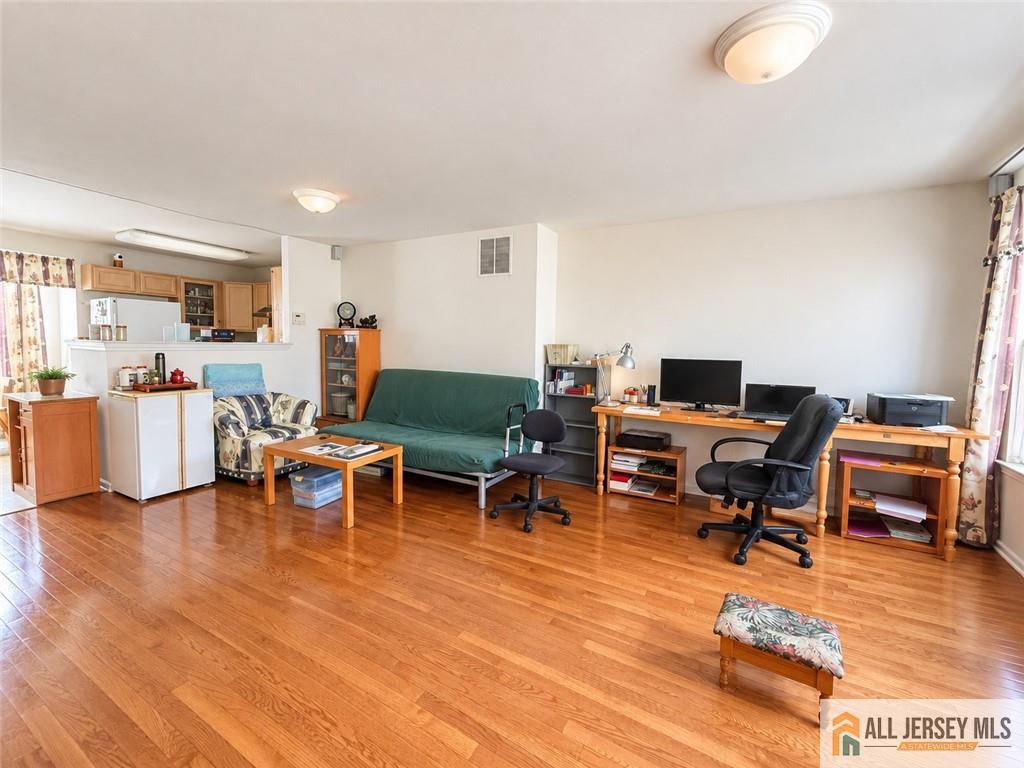 23 Giera Court, NJ, 08859 image 7