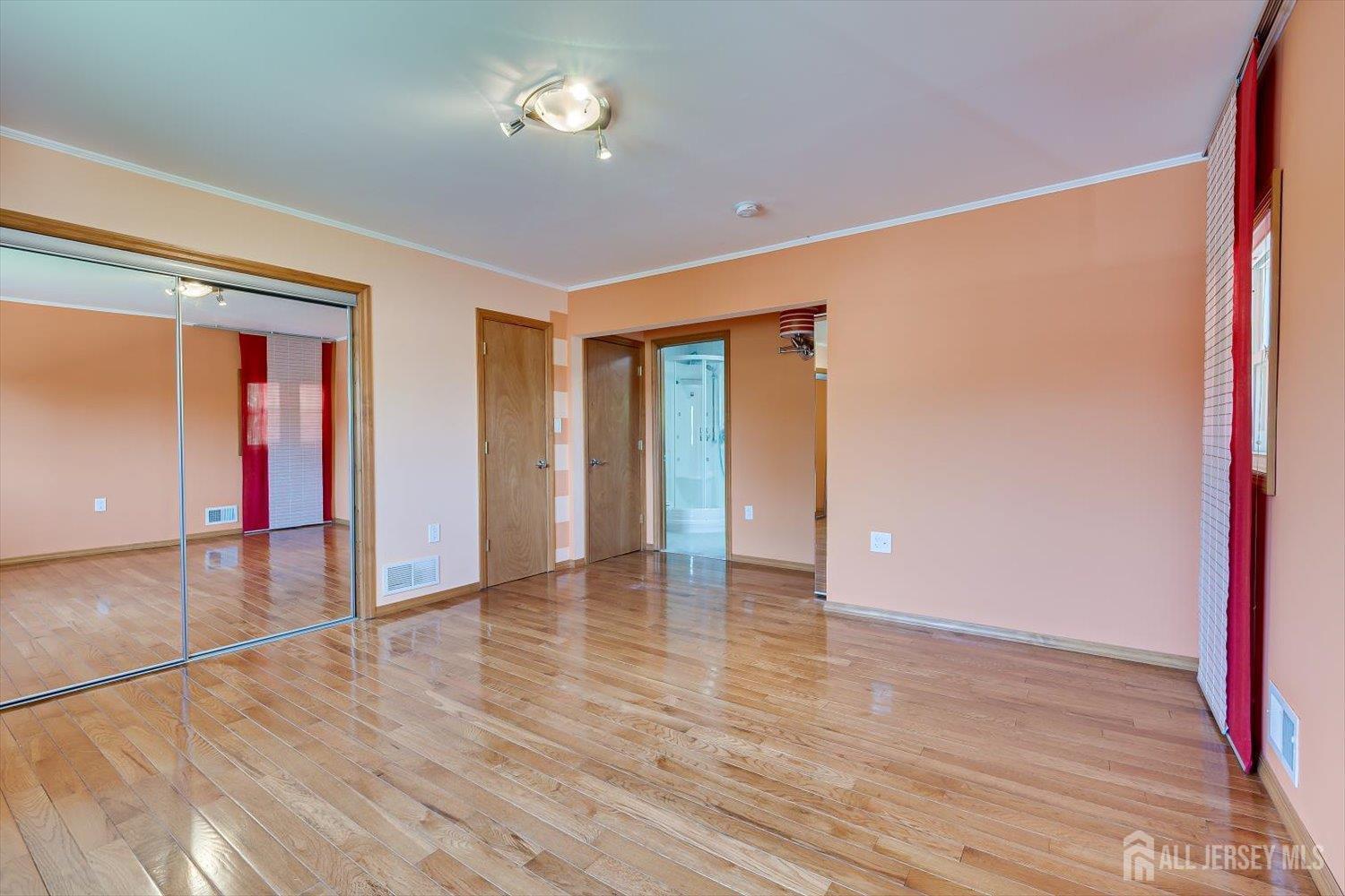221 N Hill Road, Colonia, NJ, 07067 image 18