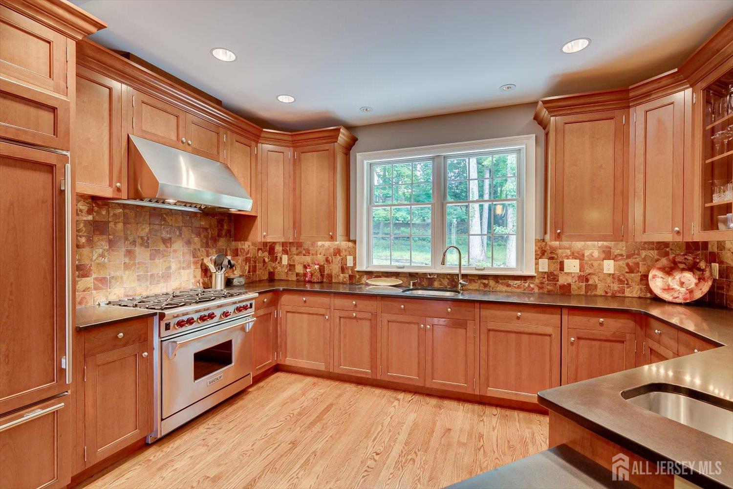 4 Edgewood Road, Edison, NJ, 08820 image 19