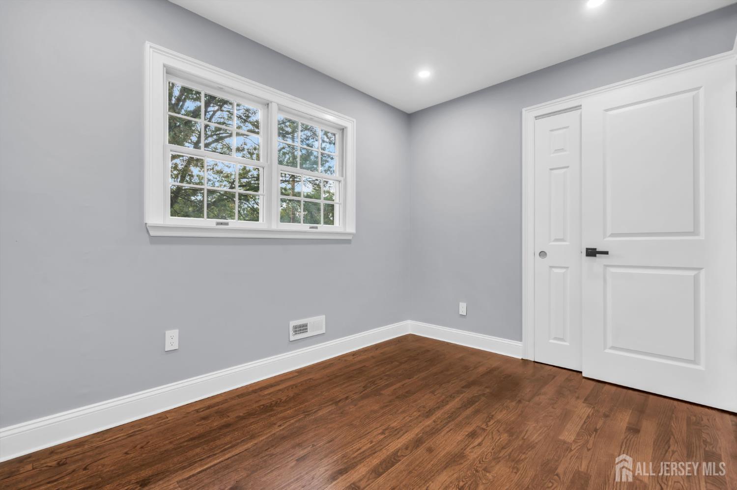 52 Ryders Lane, East Brunswick, NJ, 08816 image 25