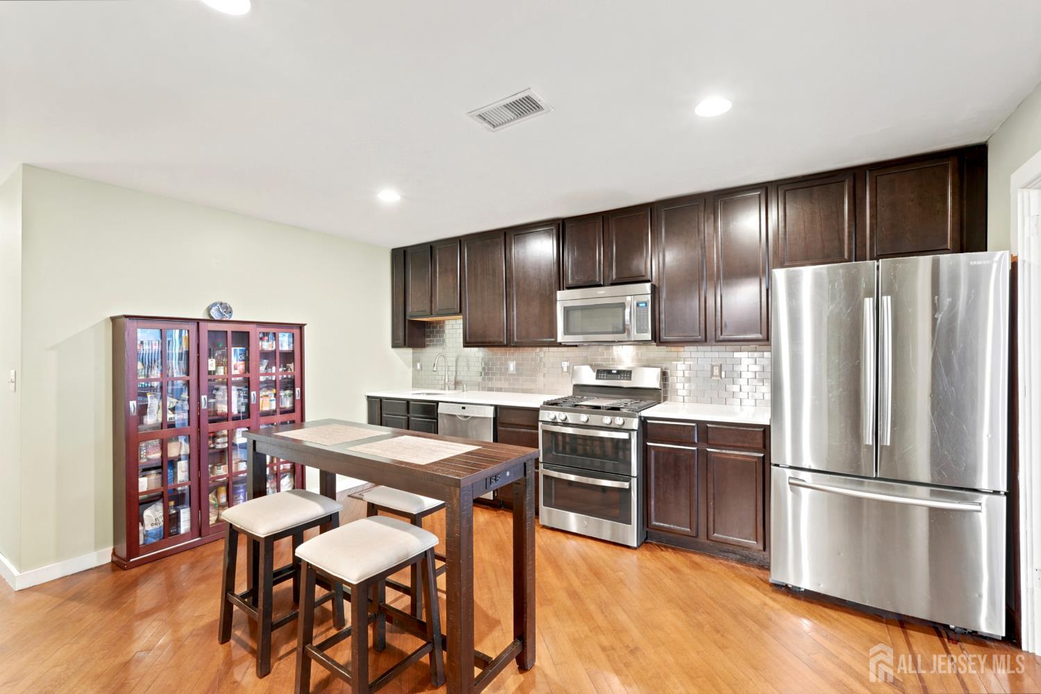 176 N Broadway Street, South Amboy, NJ, 08879 image 10
