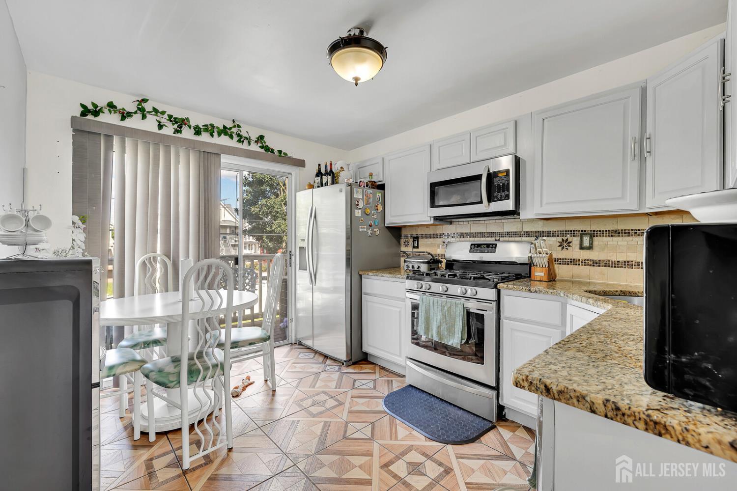 402 Holly Drive 402, Perth Amboy, NJ, 08861 image 17