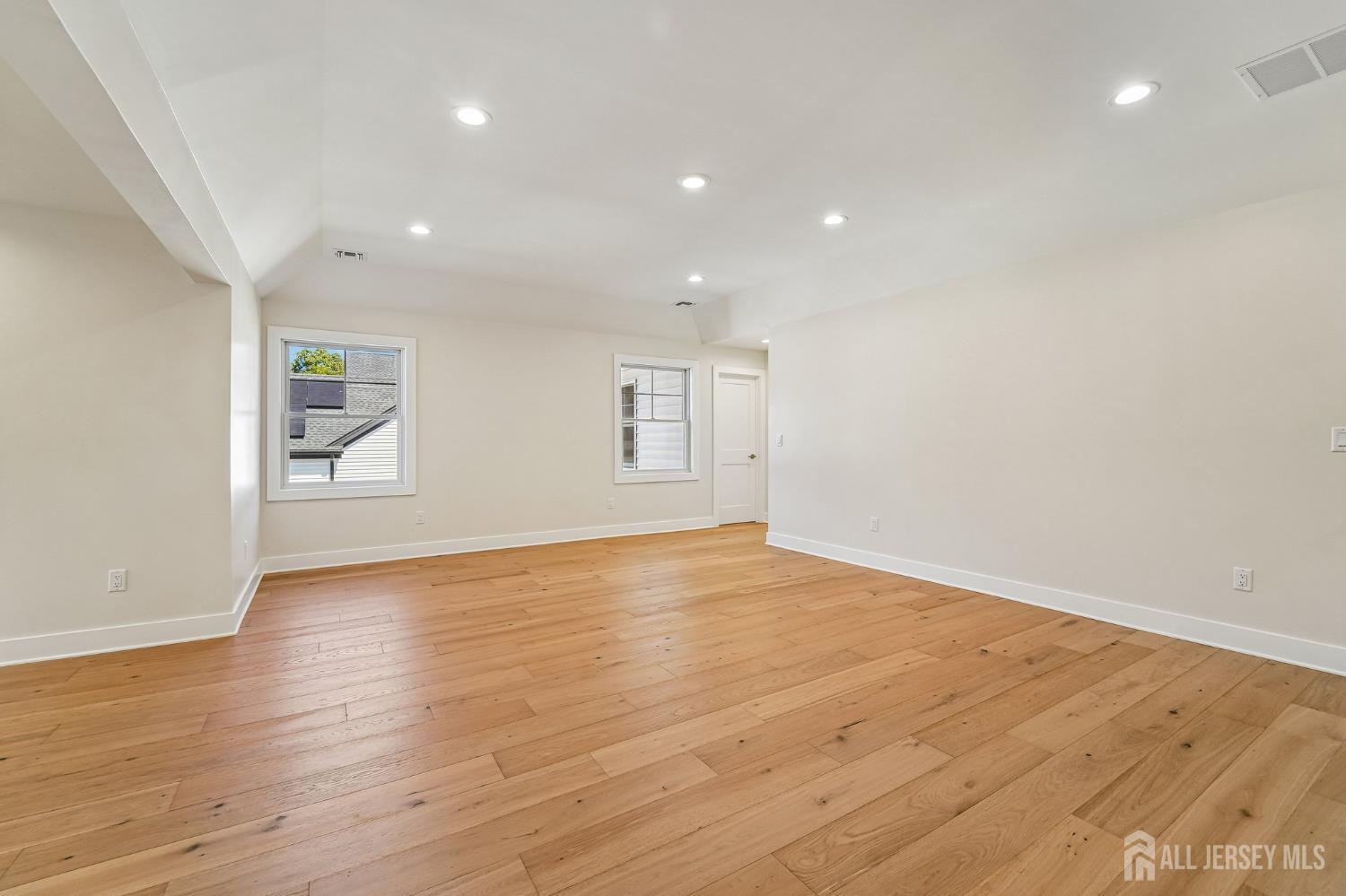 11 Scarlet Drive, Piscataway, NJ, 08854 image 33