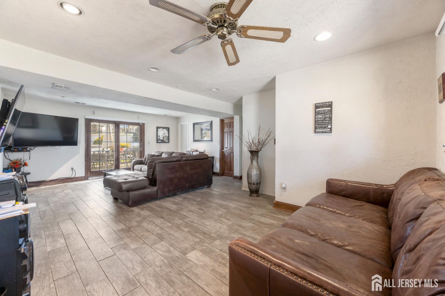 16 Wilmot Road, Sayreville, NJ, 08872 image 13