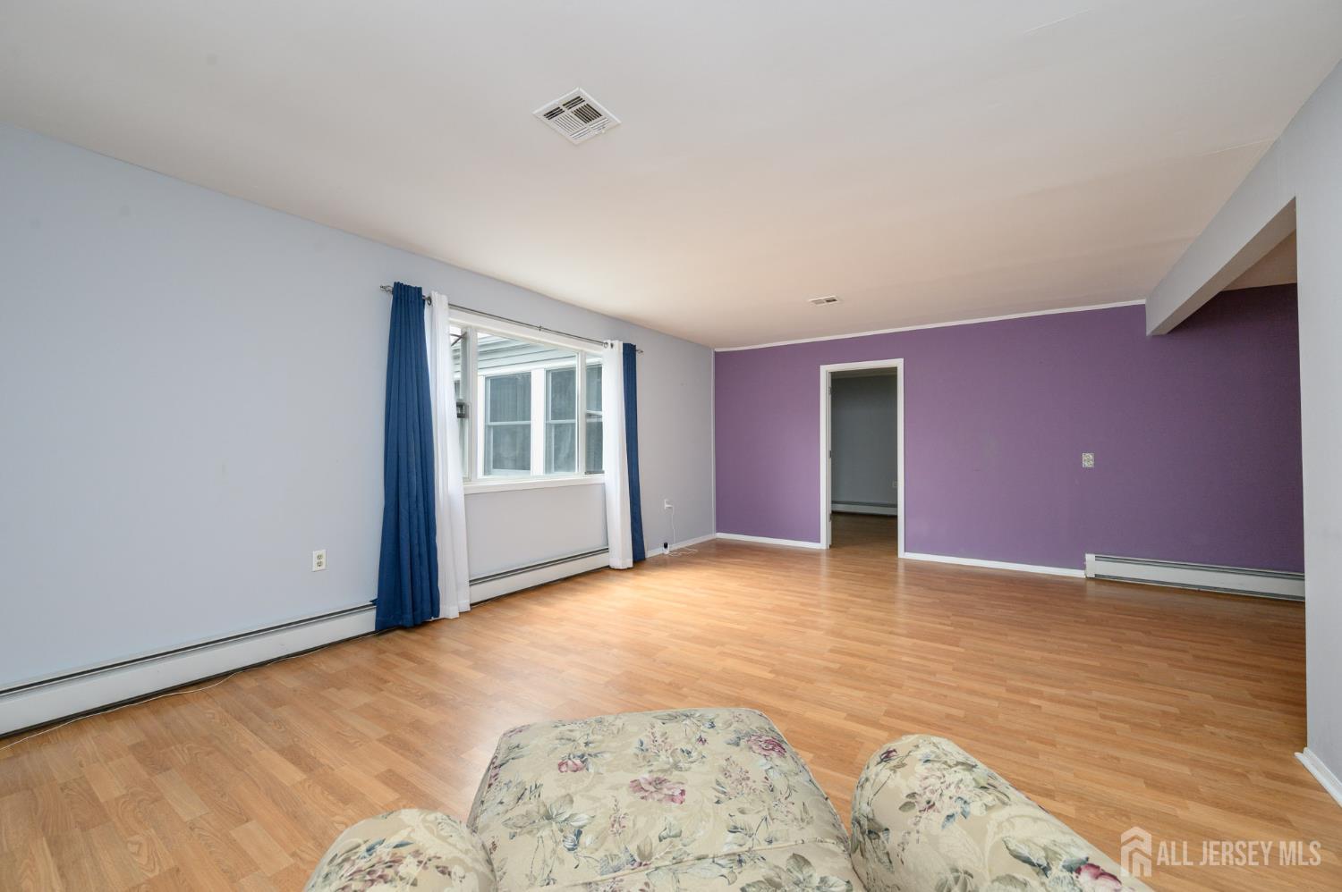 8 Lumsden Court Image 4