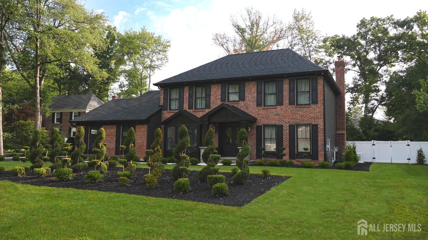 9 Wood Lake Court, North Brunswick, NJ, 08902