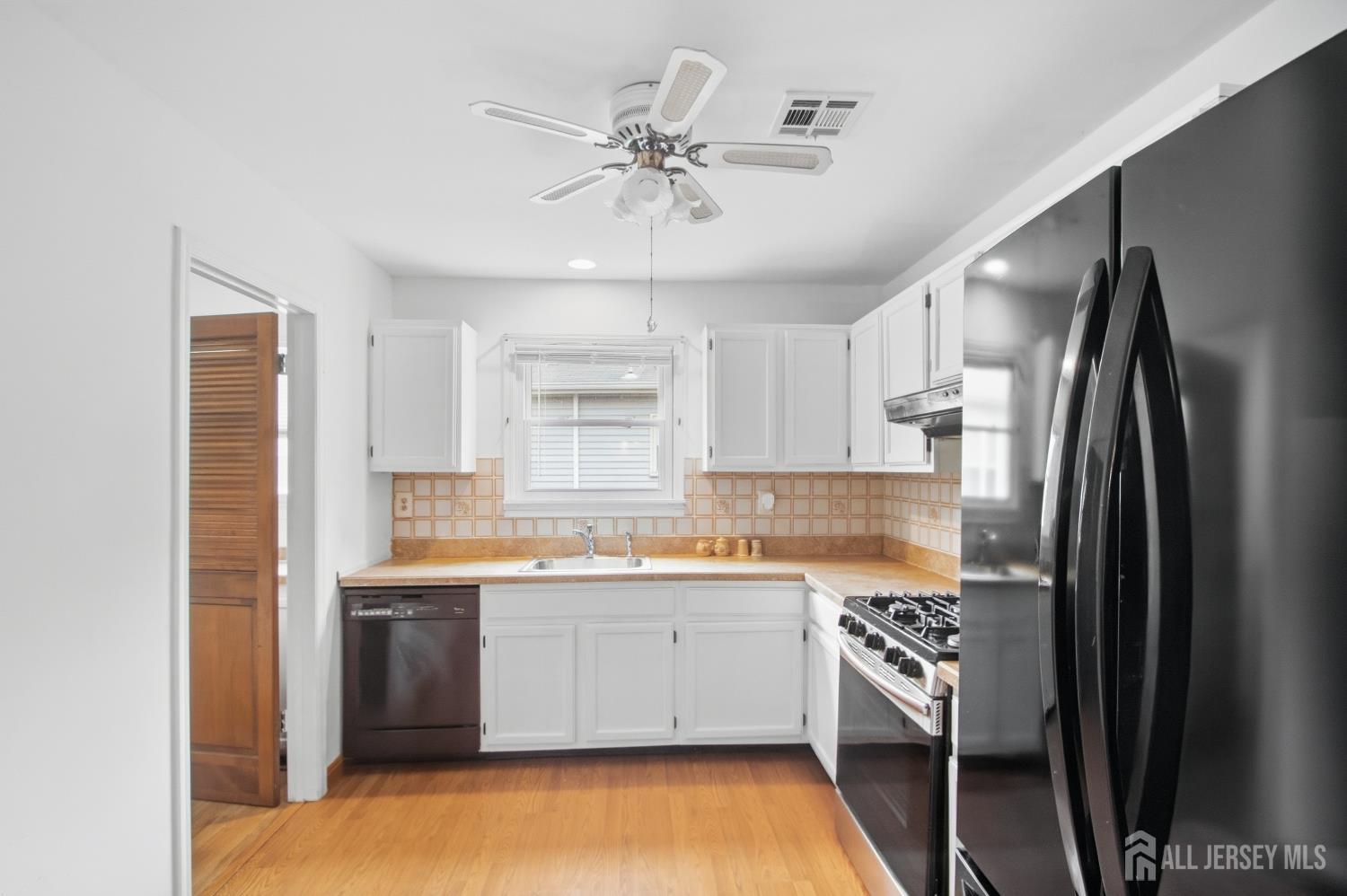 11 Woodstock Drive, Berkeley, NJ, 08757 image 6