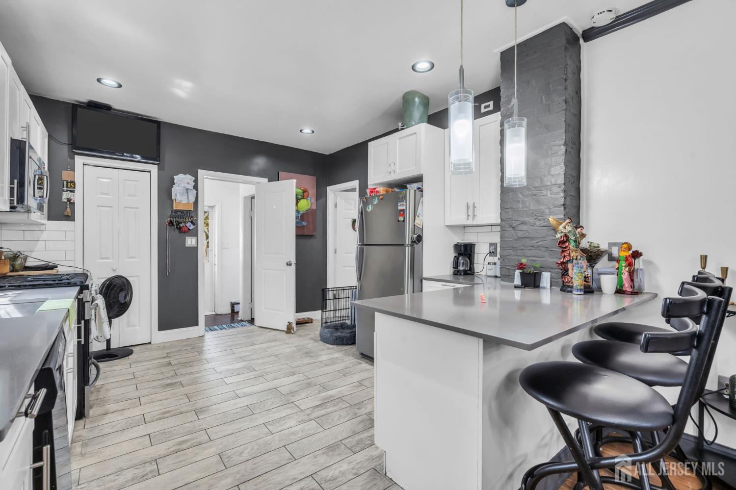 865 Birch Street, Perth Amboy, NJ, 08861 image 20