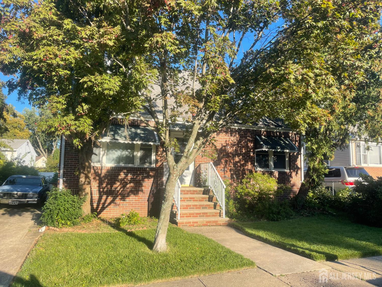 139 Columbia Street Image 1