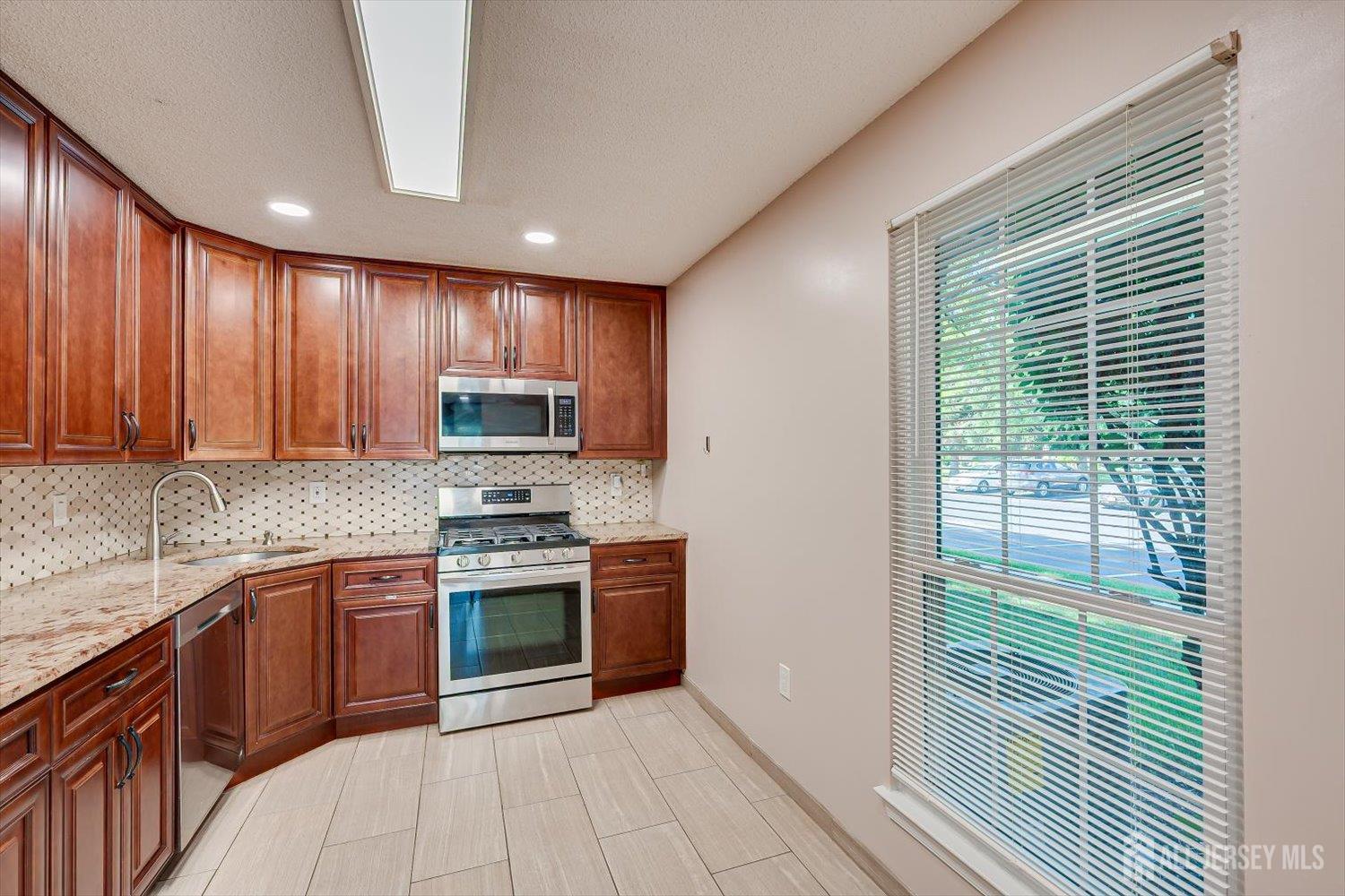 73 Goodwin Drive Image 5