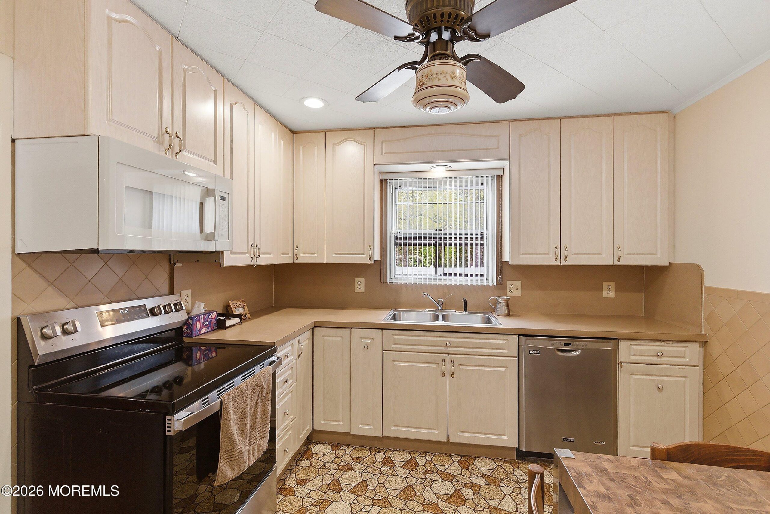 117 E Caranetta Drive, Lakewood, NJ, 08701 image 8