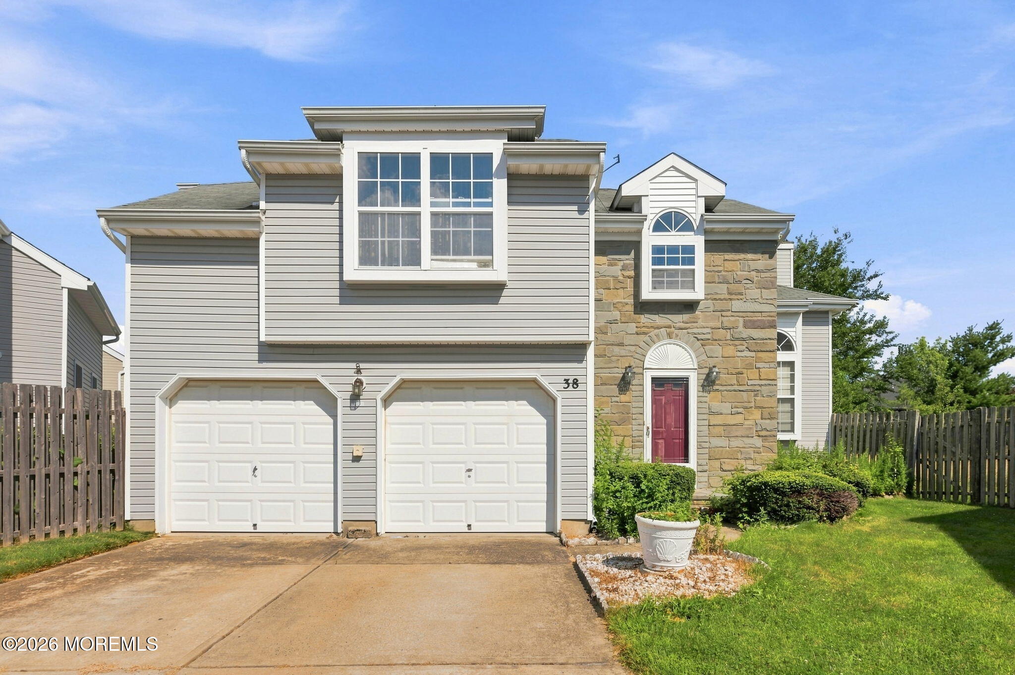 38 Kentucky Way Image 1