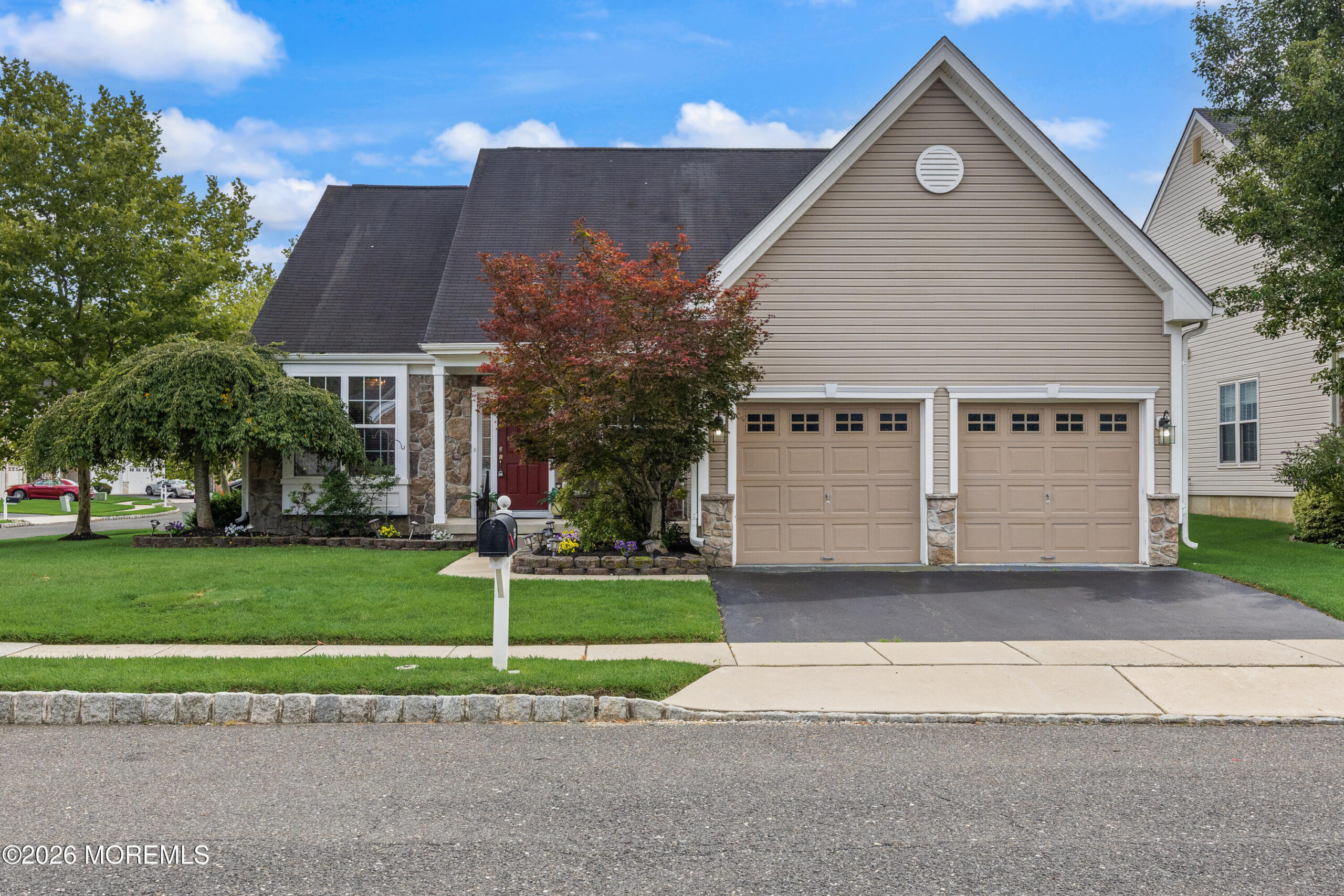 33 Hibiscus Drive Image 2
