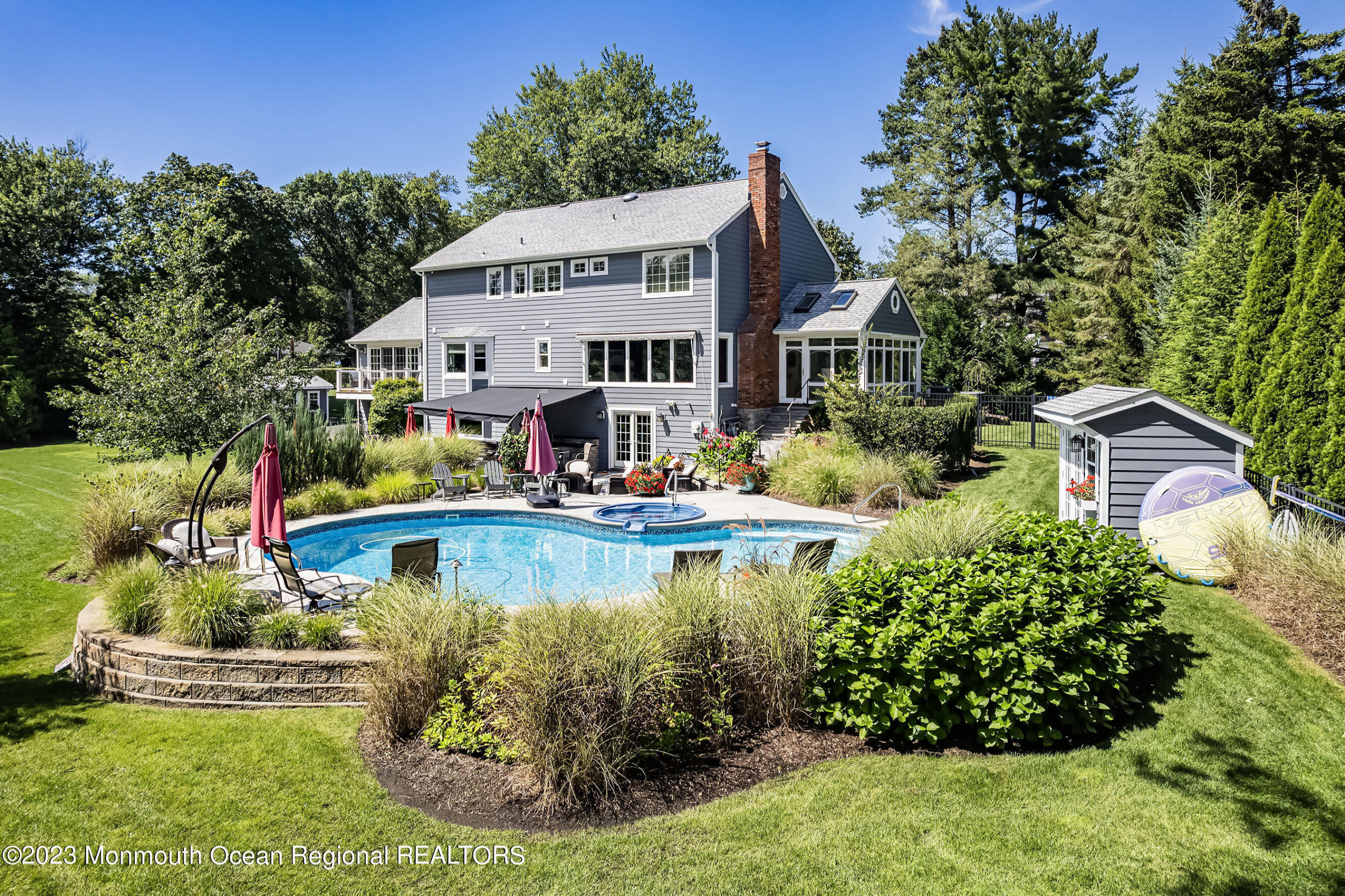 5 Pirates Cove Road, Little Silver, NJ, 07739