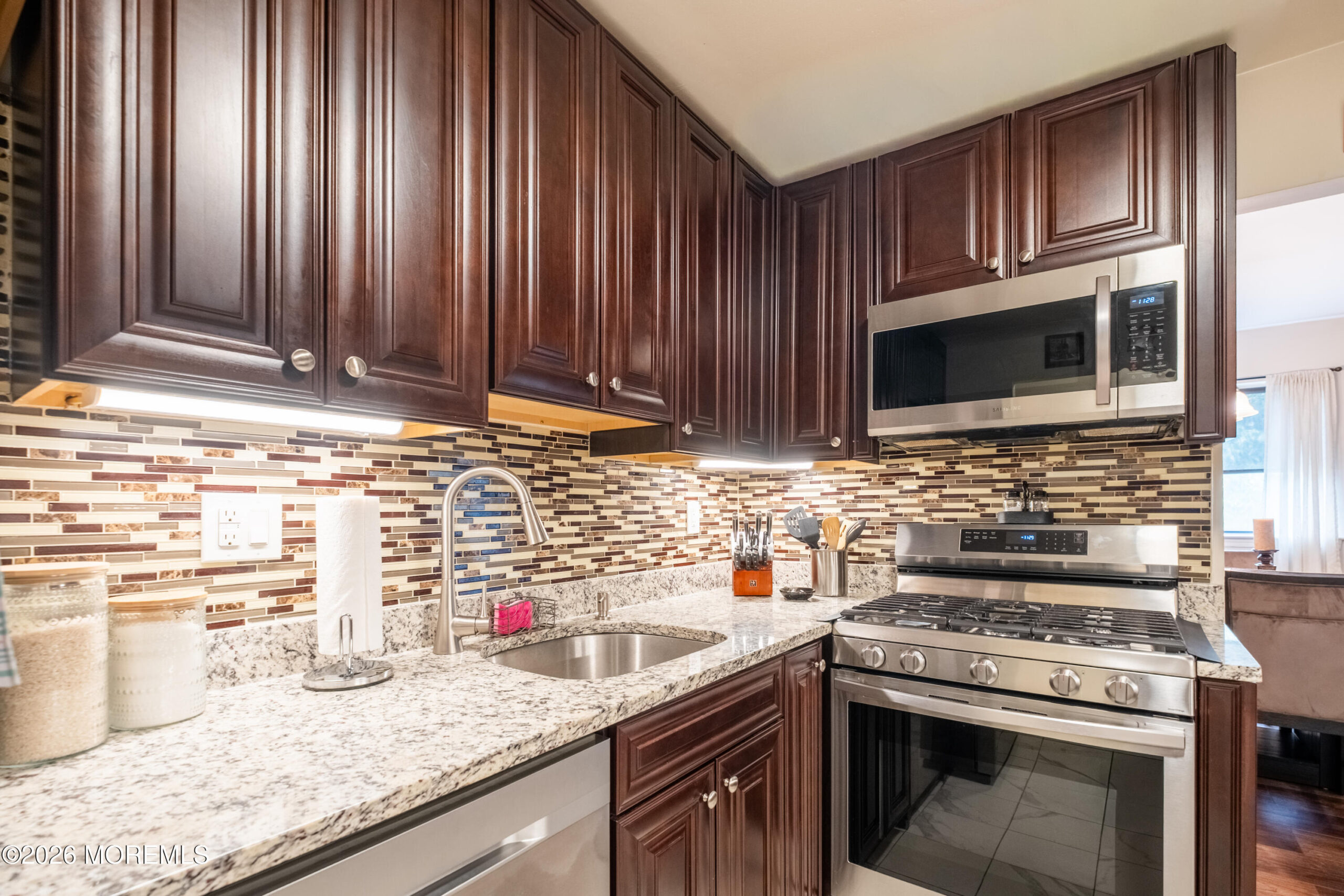 813 Wood Mill Drive, East Windsor, NJ, 08512 image 20