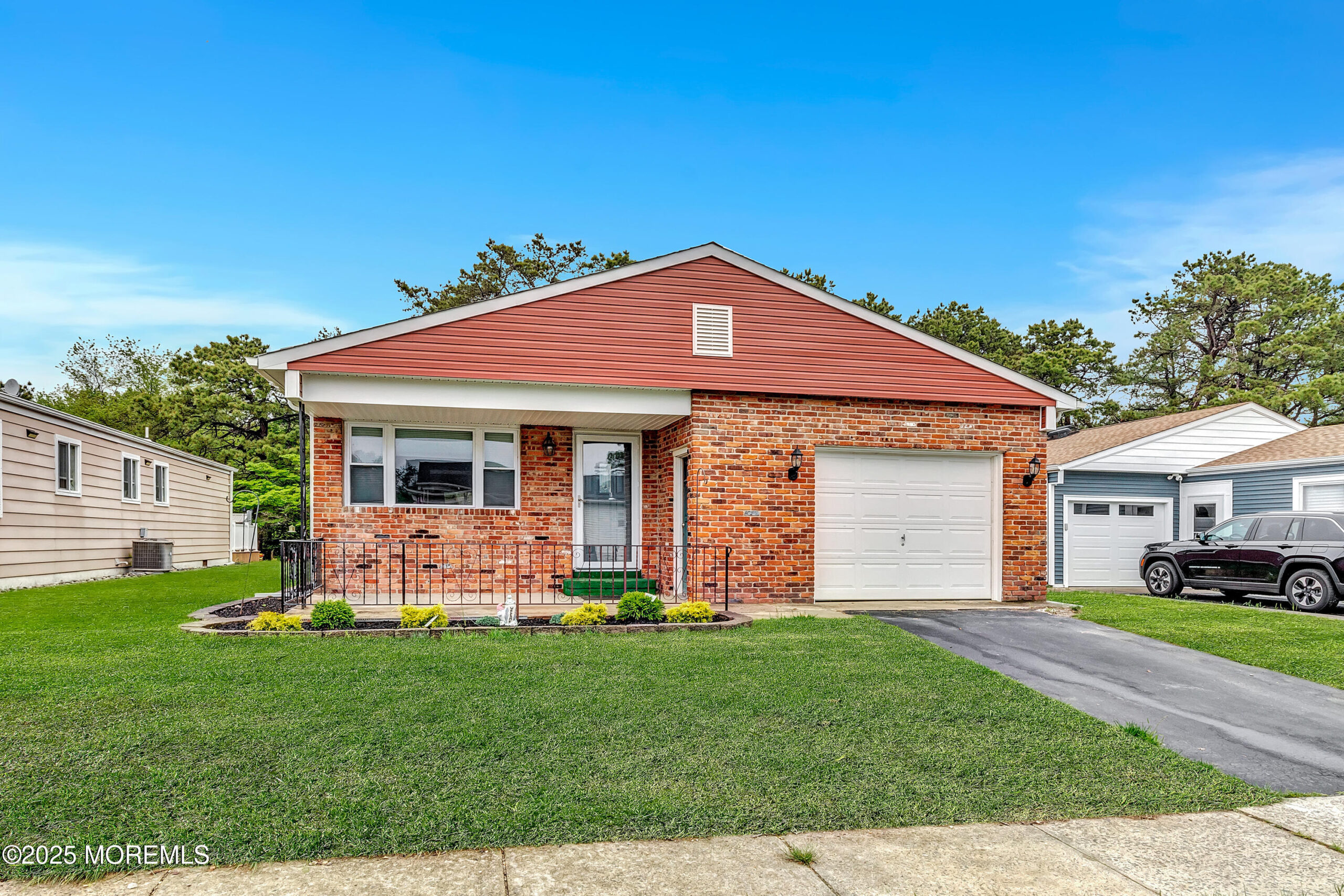 14 Santiago Drive, Toms River, NJ, 08757