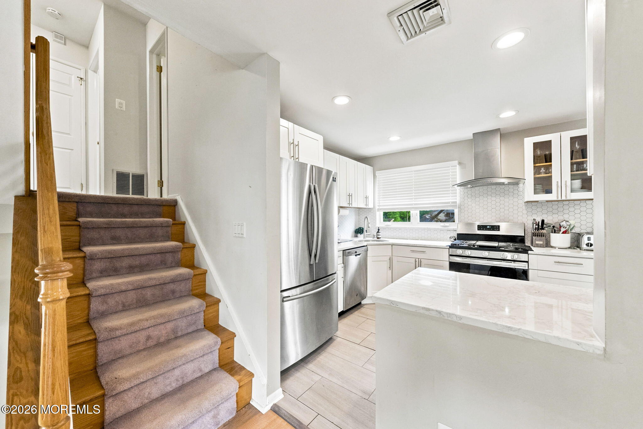 9 Meyer Road, Edison, NJ, 08817 image 12