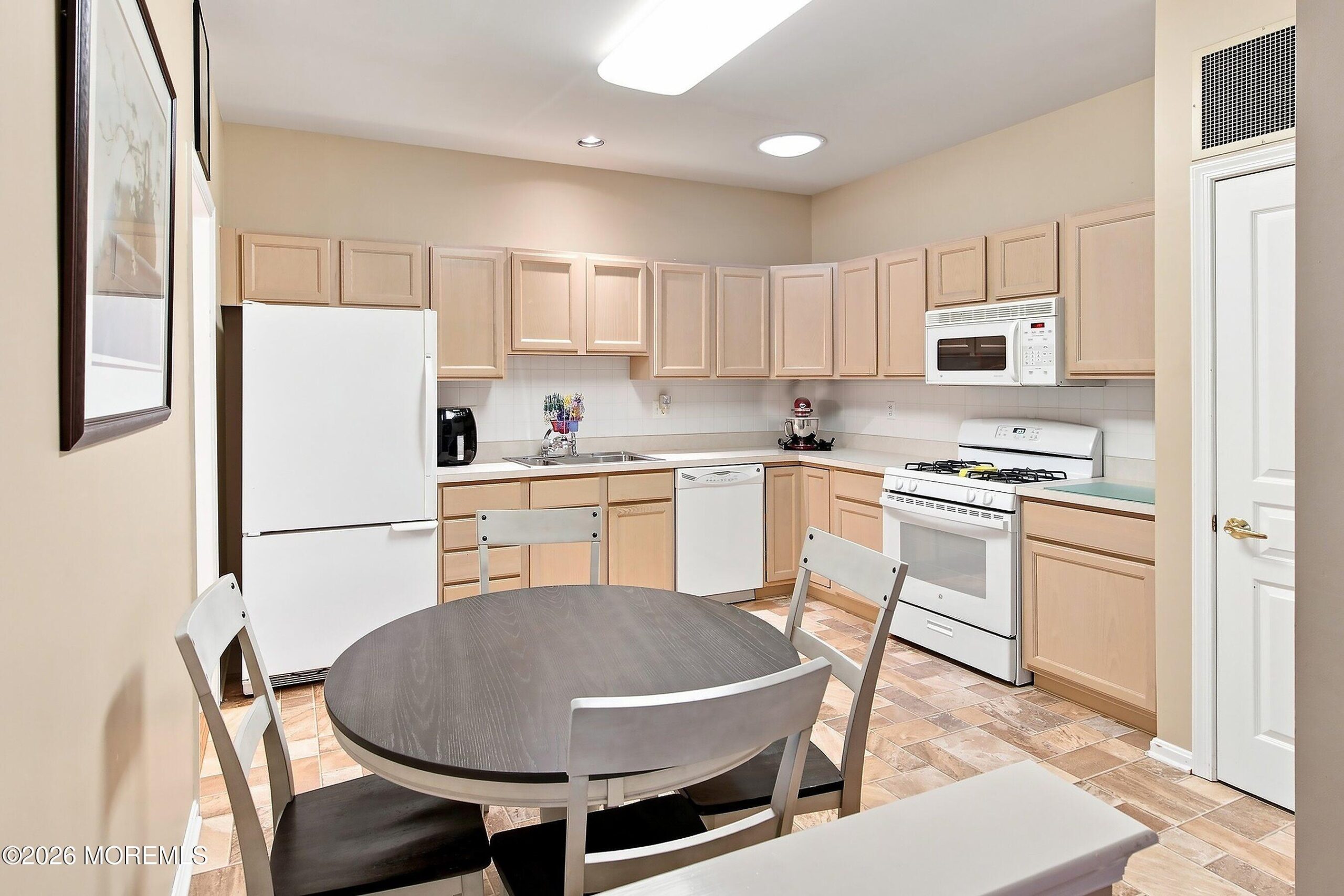 405 Harrier Drive 405 Image 4