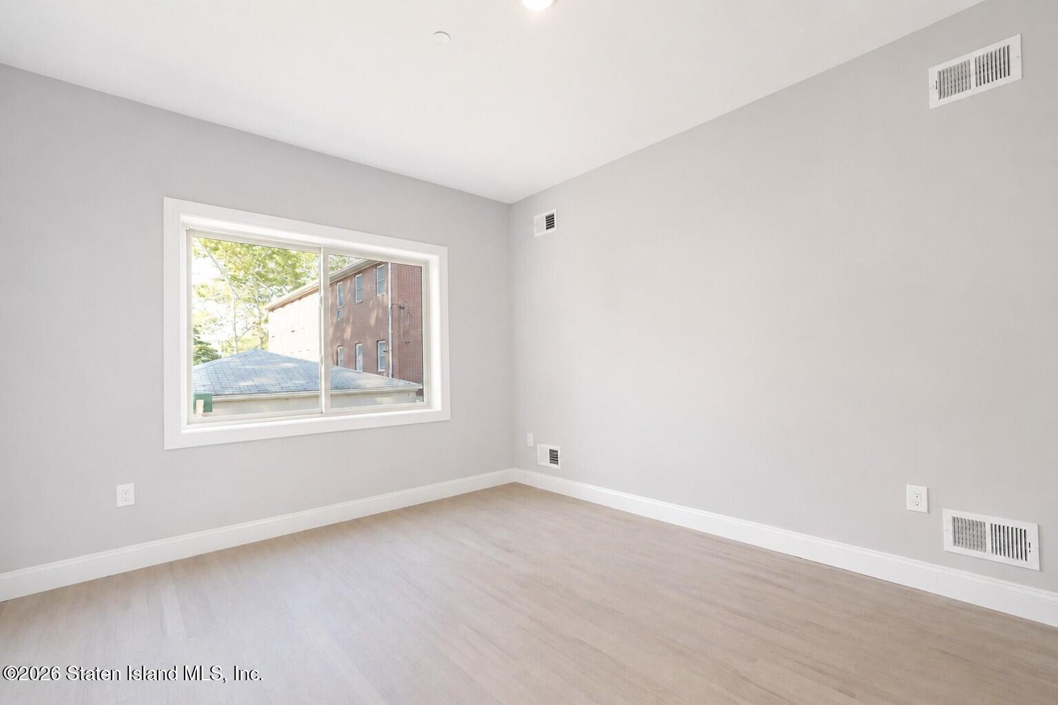 46 Hunter Avenue Image 5