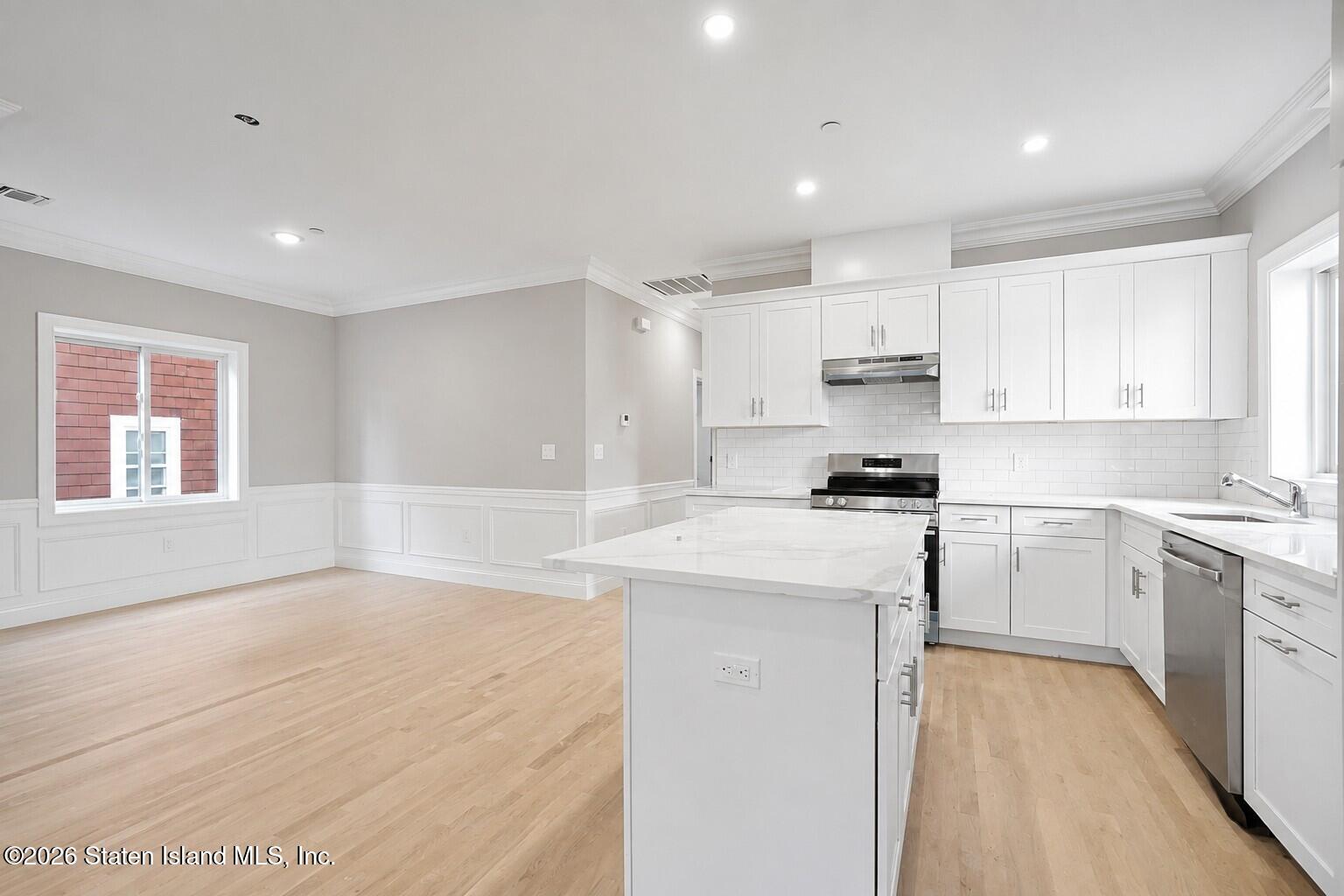 46 Hunter Avenue, Staten Island, NY, 10306 image 15