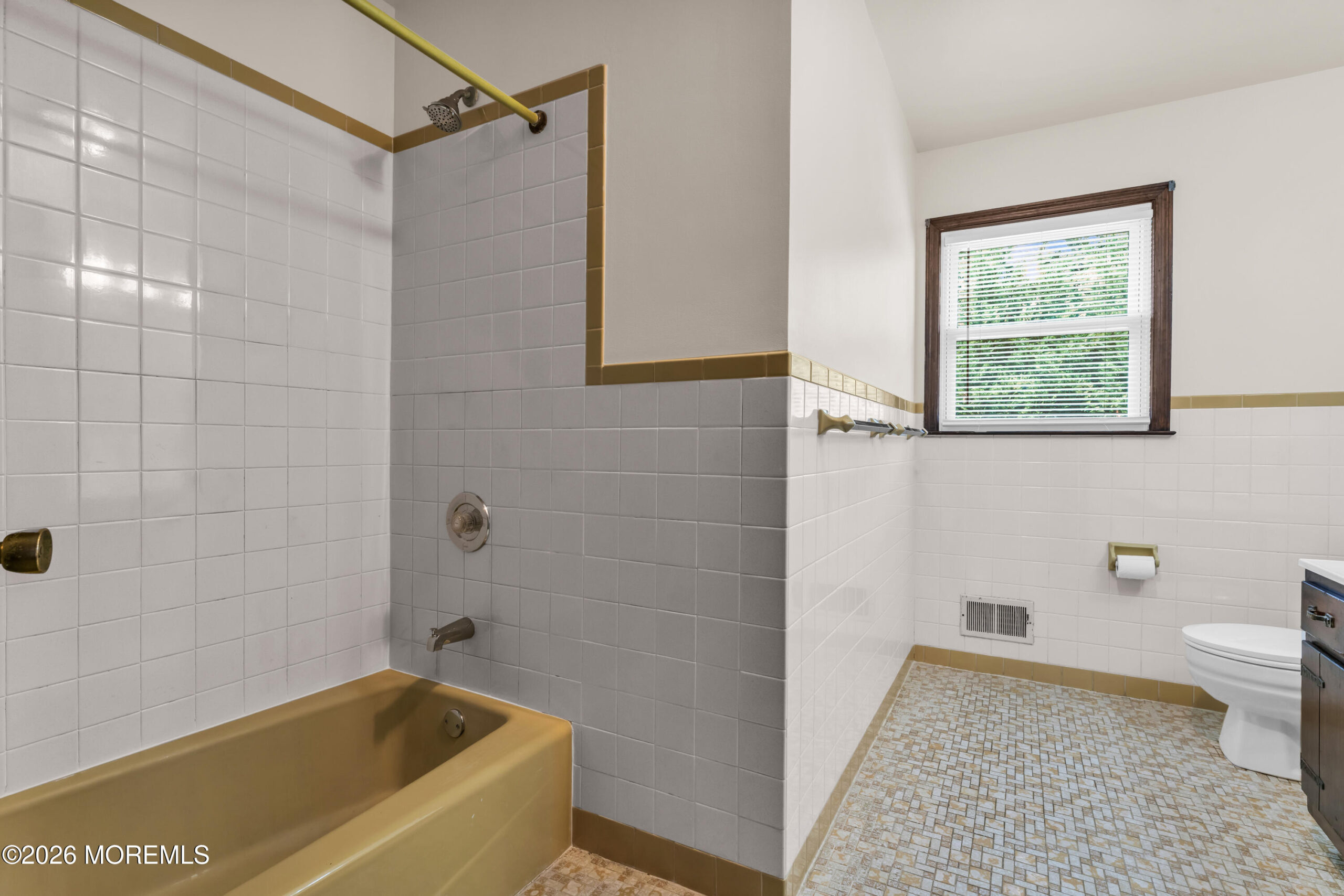 1118 Longboat Avenue, Beachwood, NJ, 08722 image 26