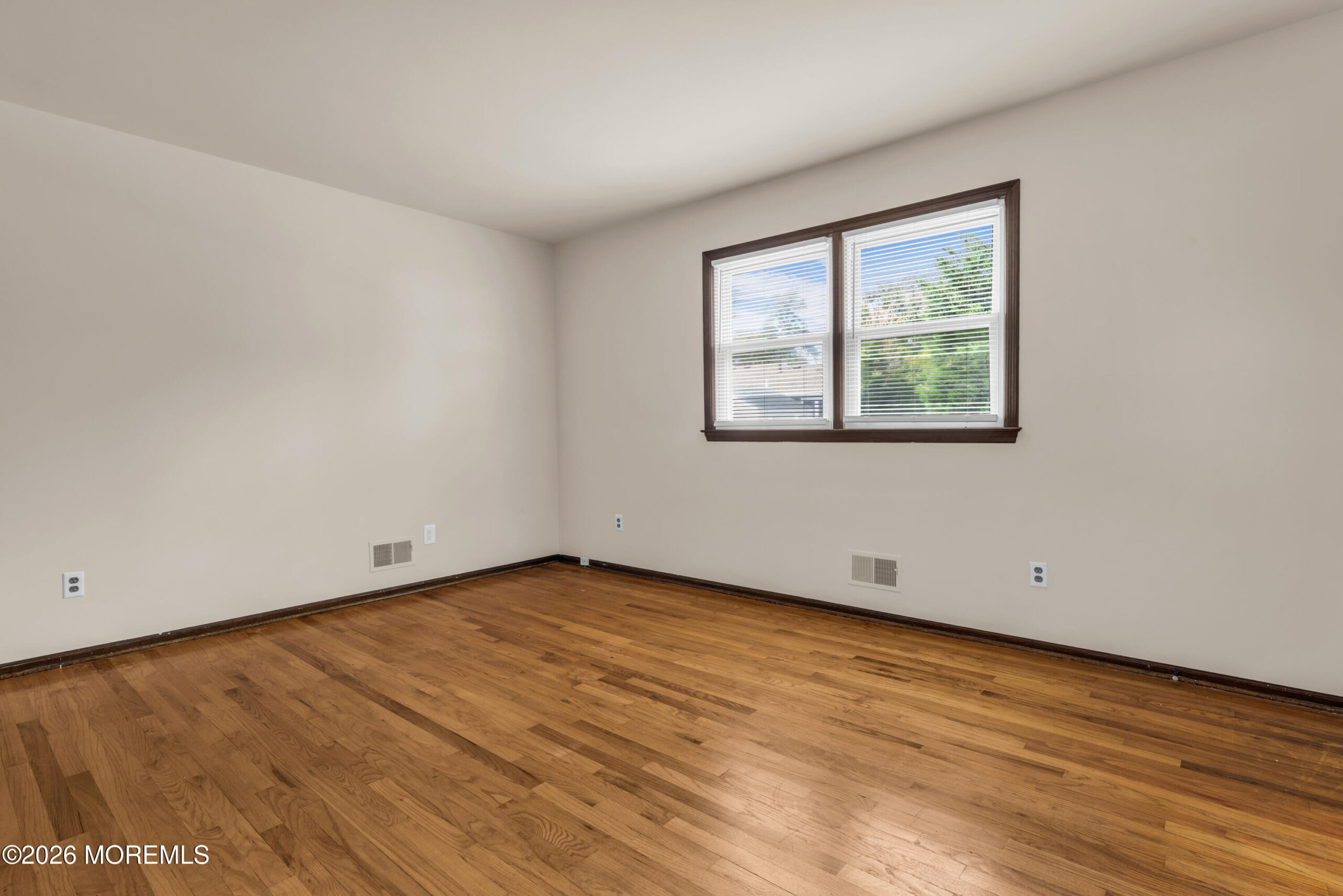 1118 Longboat Avenue Image 3
