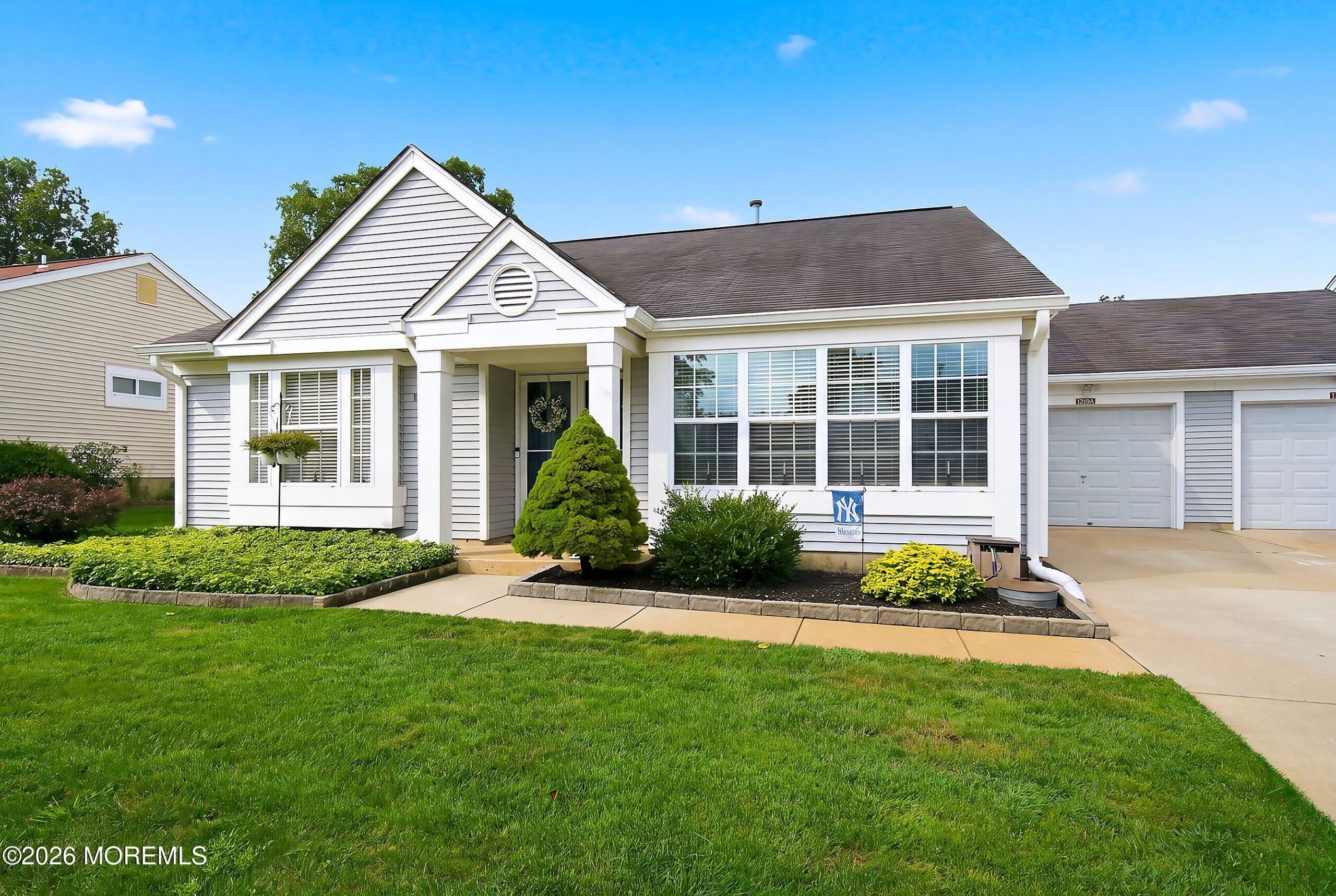 1219 Thornbury Lane A Image 2