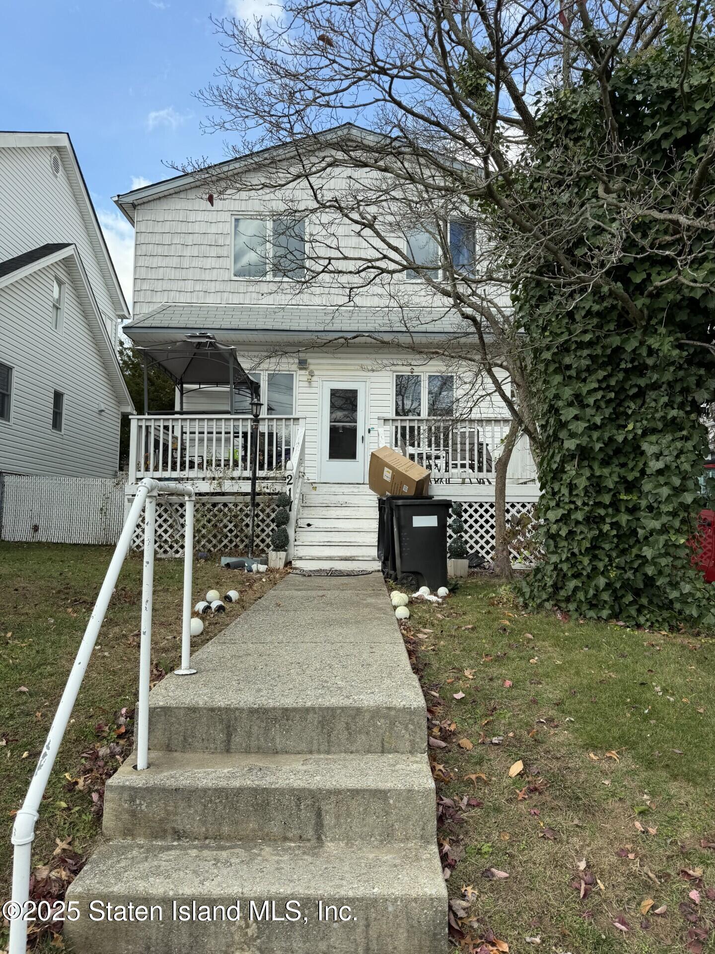 217 Edgegrove Avenue, Staten Island, NY, 10312