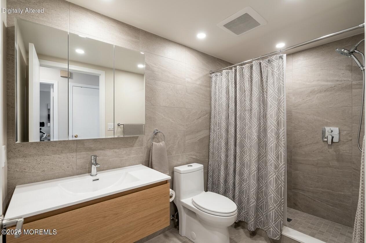 7 Kingston Close 1000, Freehold, NJ, 07728 image 19