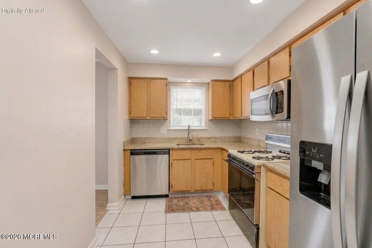 7 Kingston Close 1000, Freehold, NJ, 07728 image 12