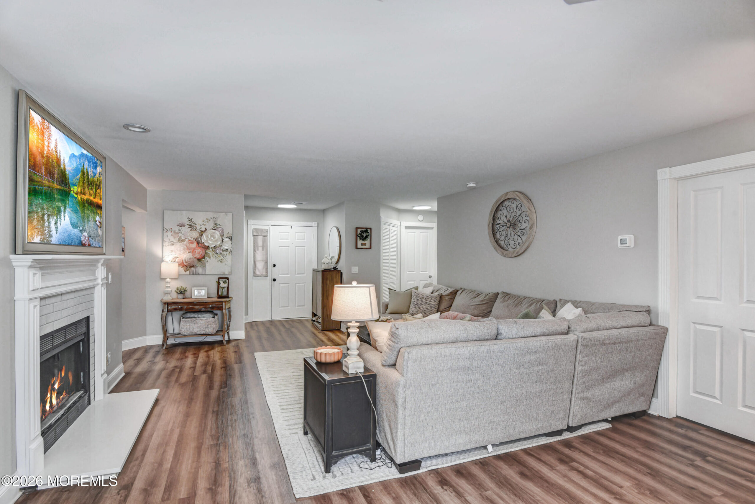 520 Waters Edge Drive 520 Image 4