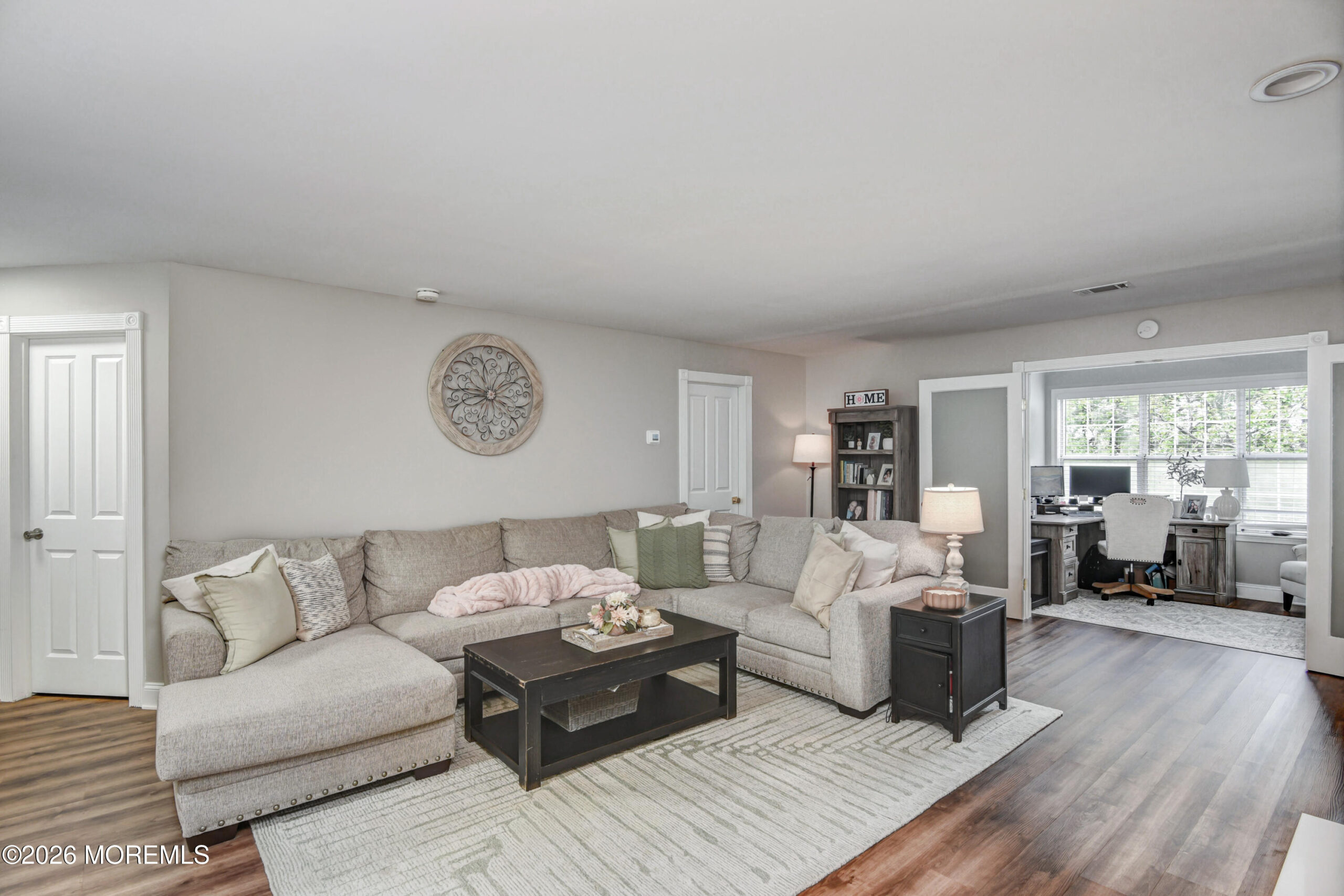 520 Waters Edge Drive 520 Image 2